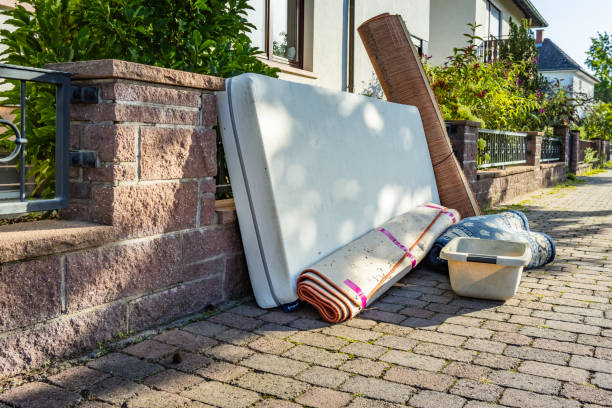 Best Local Junk Hauling  in Carthage, IL